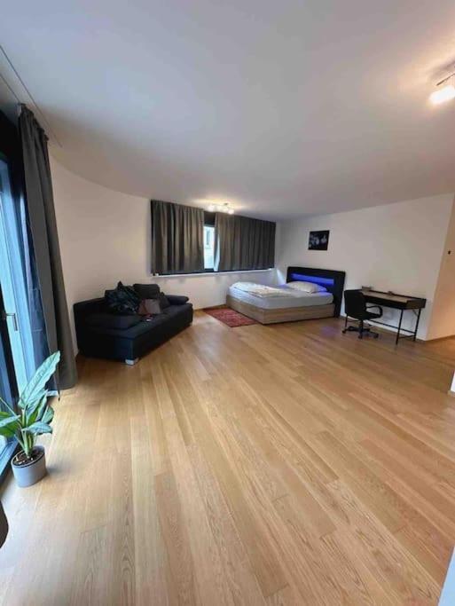 Appartamento Neubau In Zuerich Oerlikon Esterno foto
